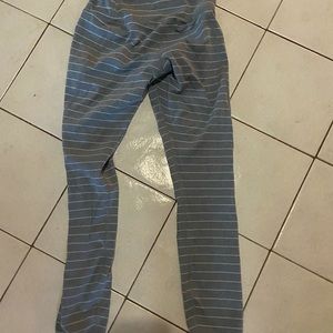 WOMENS ATHLETA LEGGINGS